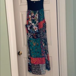 Final Touch Medium Strapless Maxi Dress